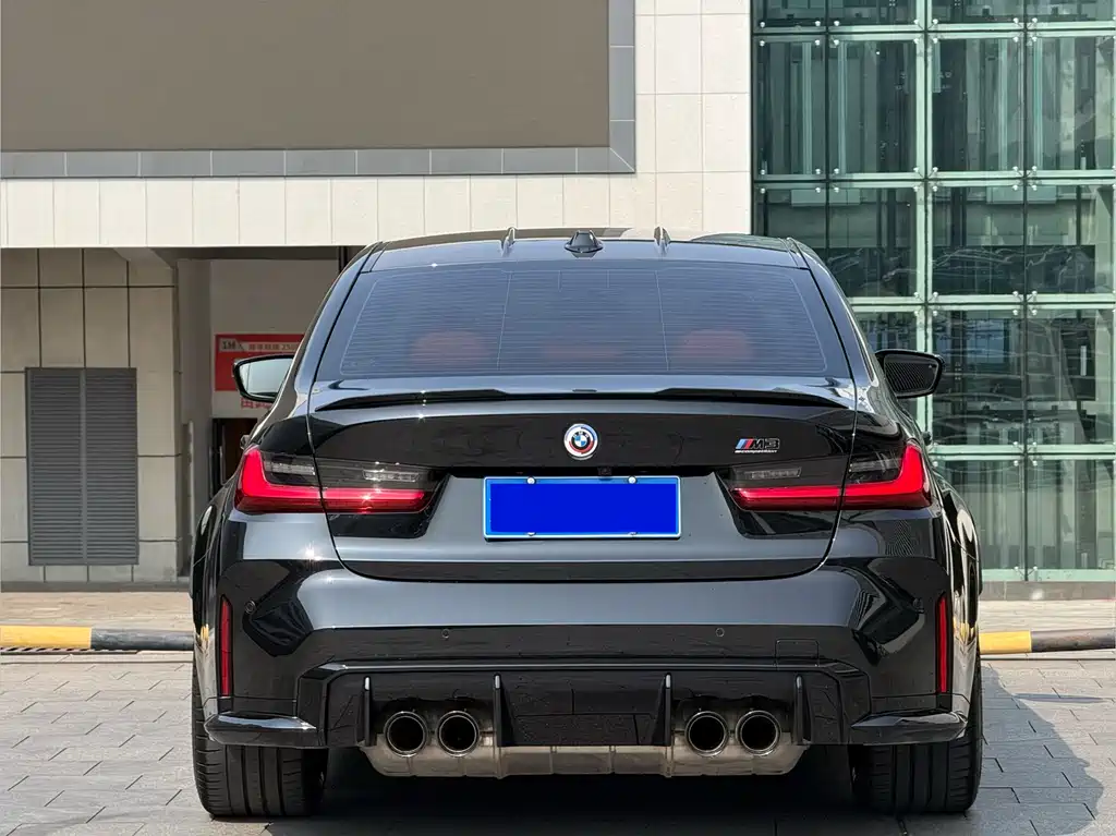 BMW M3 2024 — фото 11