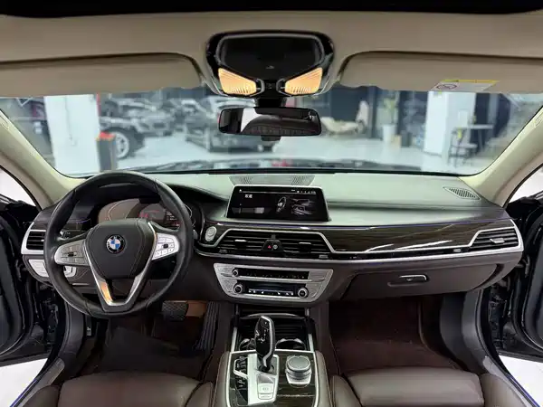 BMW 7 Series 2020