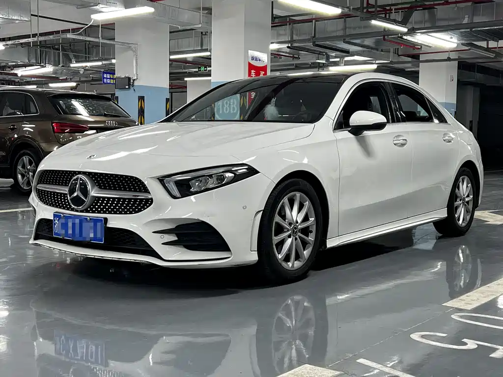 Mercedes-Benz A-Class 2021 — фото 1