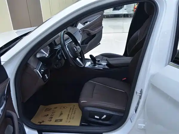 BMW 5 Series 2023