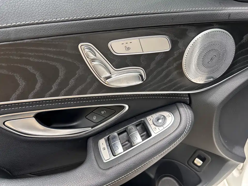 Mercedes-Benz C-Class 2018 — фото 13