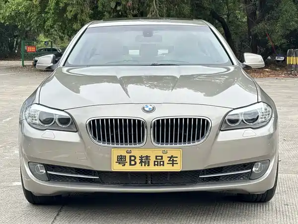 BMW 5 Series 2011