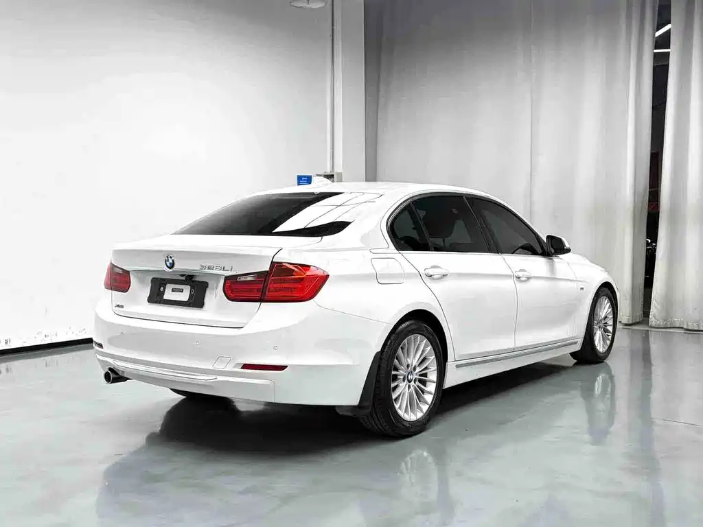 BMW 3 Series 2015