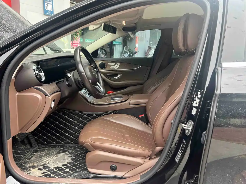 Mercedes-Benz E-Class 2020 — фото 4