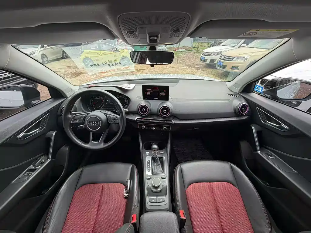 Audi Q2L 2021