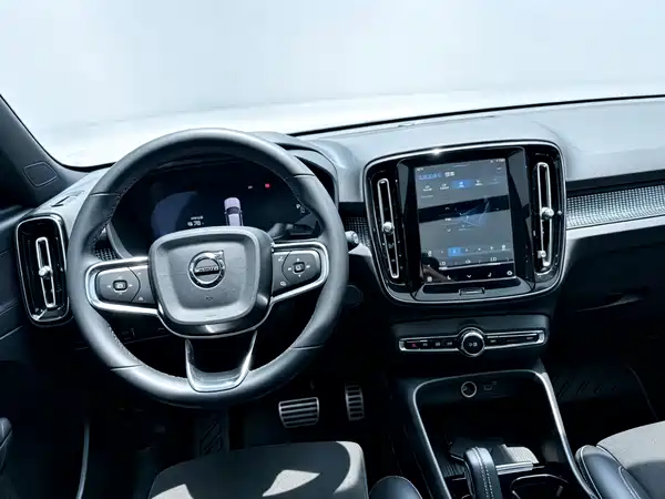 Volvo XC40 New Energy 2022