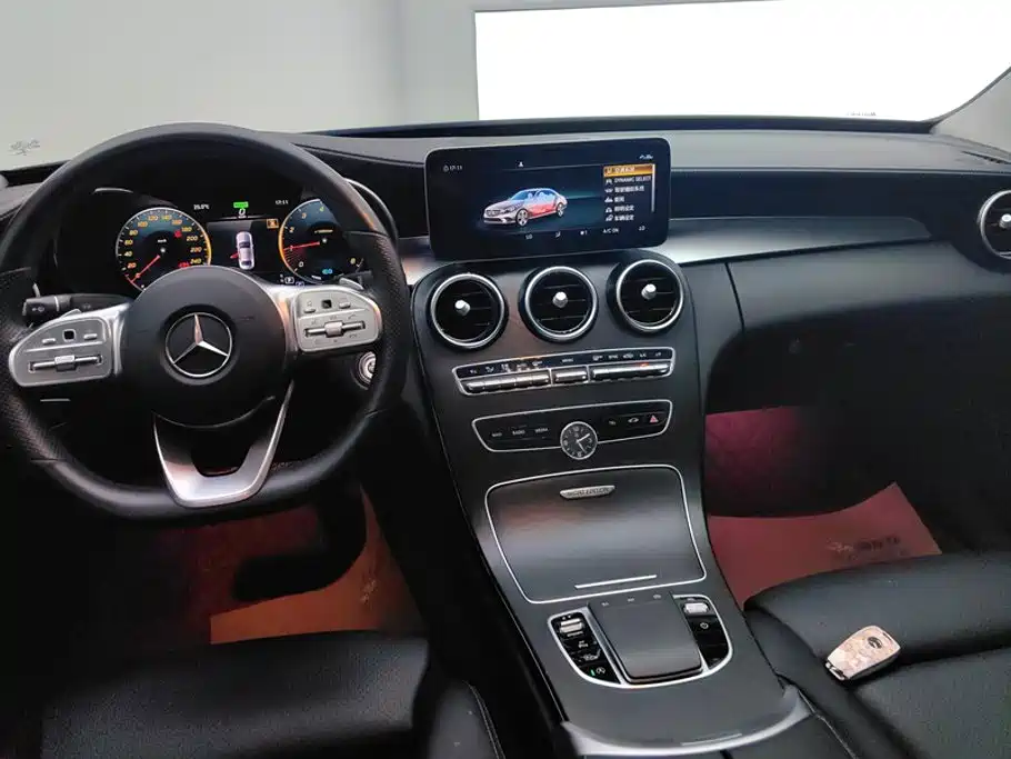 Mercedes-Benz C-Class 2020 — фото 12
