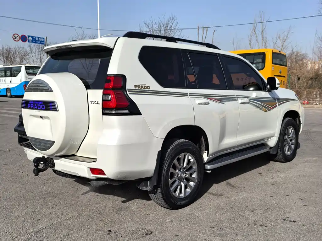 Toyota Prado 2019 — фото 11