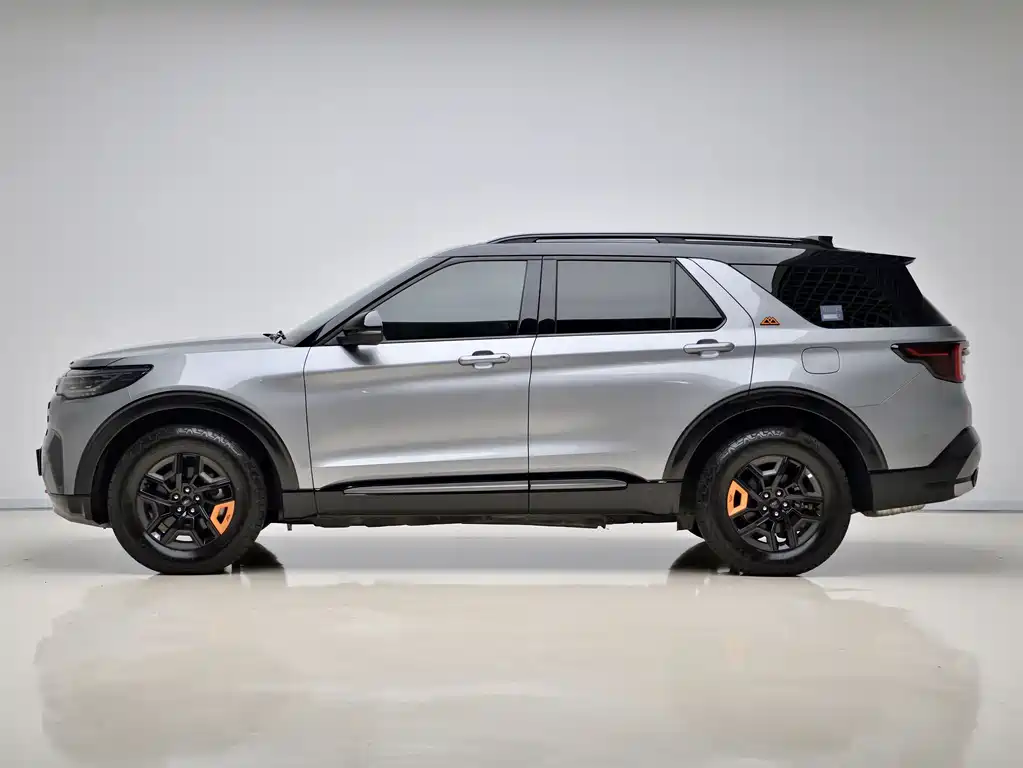 Ford Explorer 2025 — фото 7