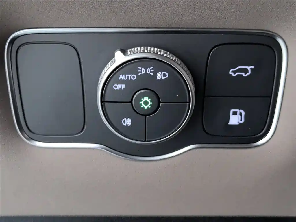 Chery Tiggo 8 PLUS C-DM 2024 — фото 21