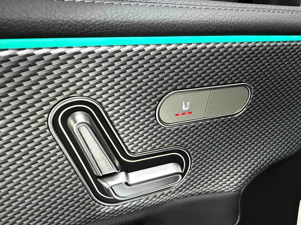 Mercedes-Benz A-Class 2022 — фото 10
