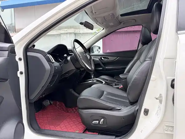 Nissan X-Trail 2014