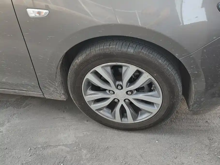 Buick Excelle 2020
