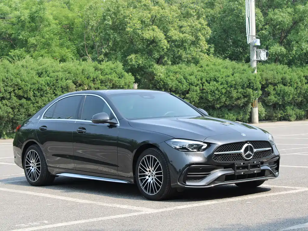 Mercedes-Benz C-Class 2023 — фото 3