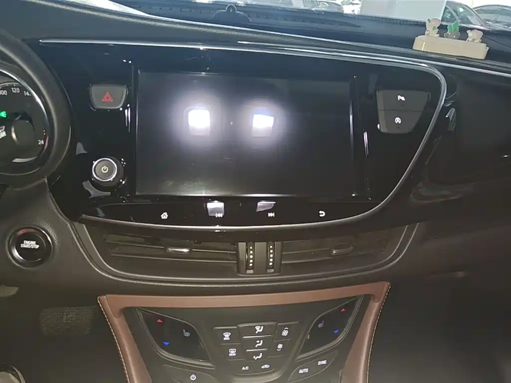 Buick Envision Plus 2022 — фото 13