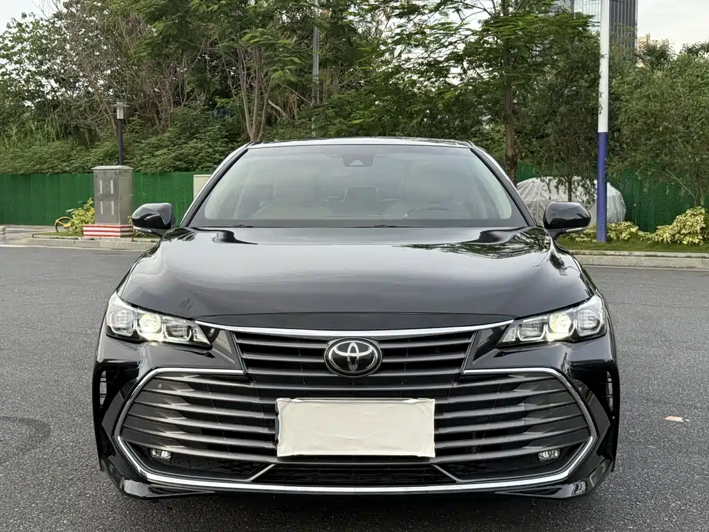 Toyota Avalon 2020 — фото 2