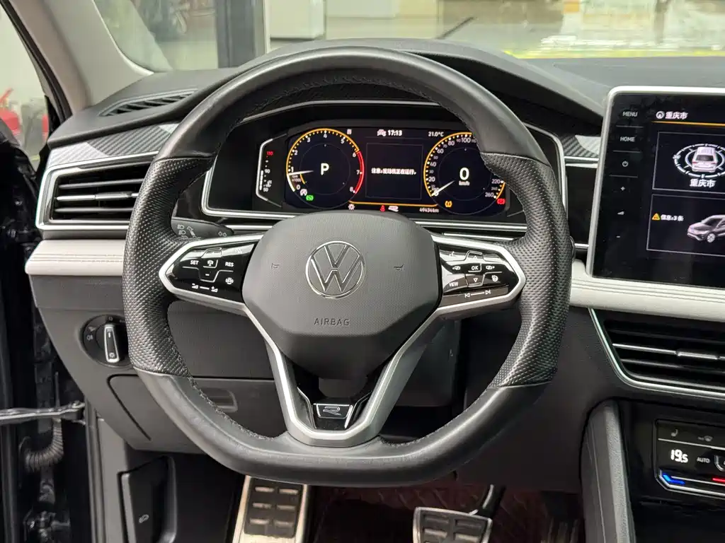 Volkswagen Tiguan L 2022 — фото 11