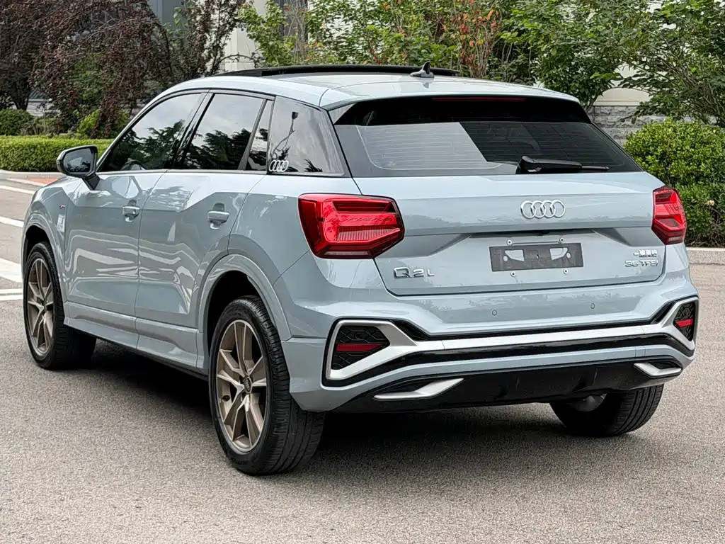 Audi Q2L 2022 — фото 14
