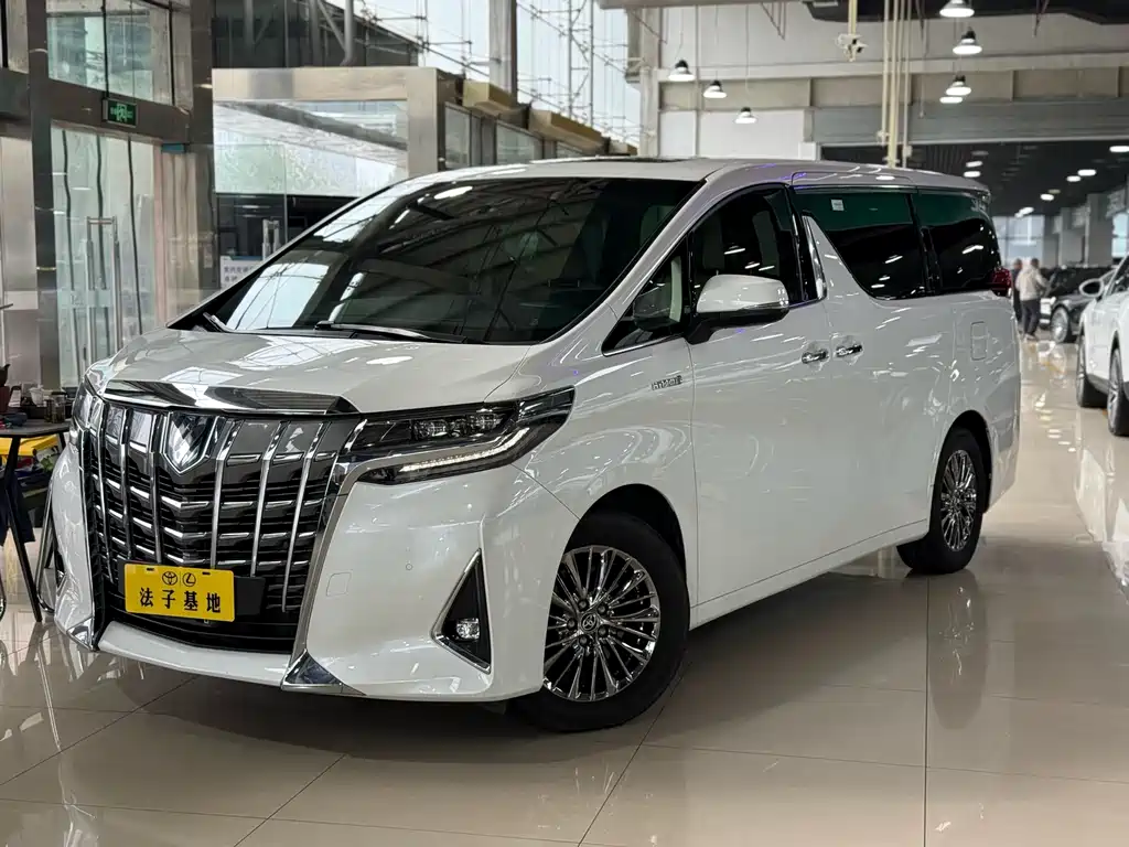 Toyota Alphard 2020 — фото 1