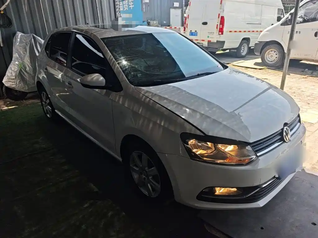Volkswagen Polo 2016 — фото 4