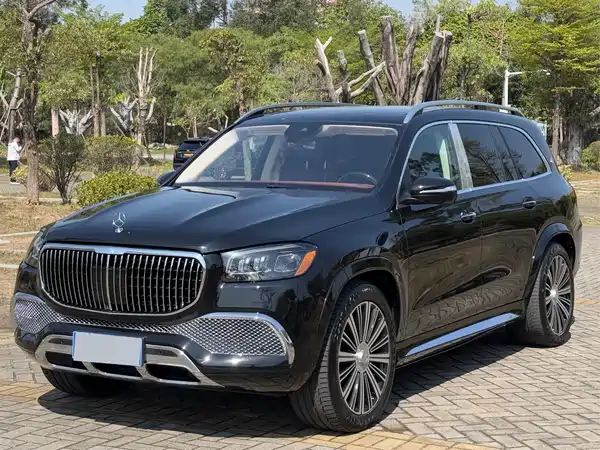Mercedes-Benz GLS 2023