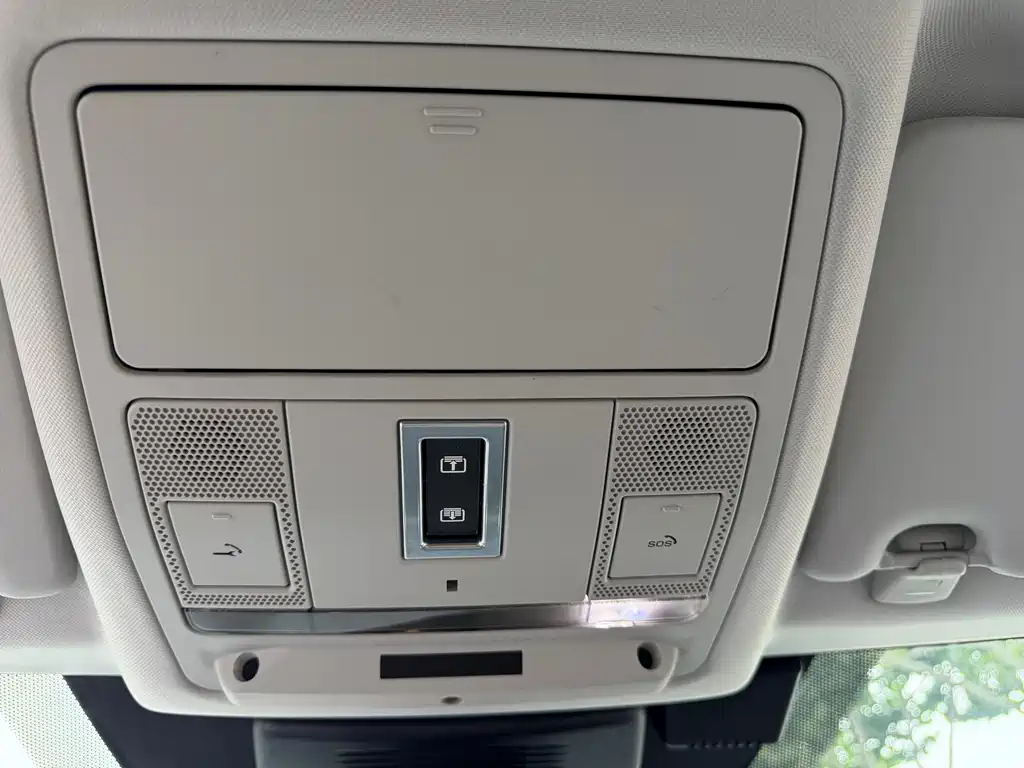 Land Rover Discovery Sport 2019 — фото 24