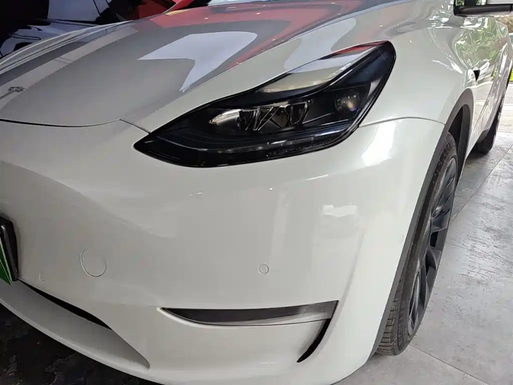 Tesla Model Y 2023 — фото 24