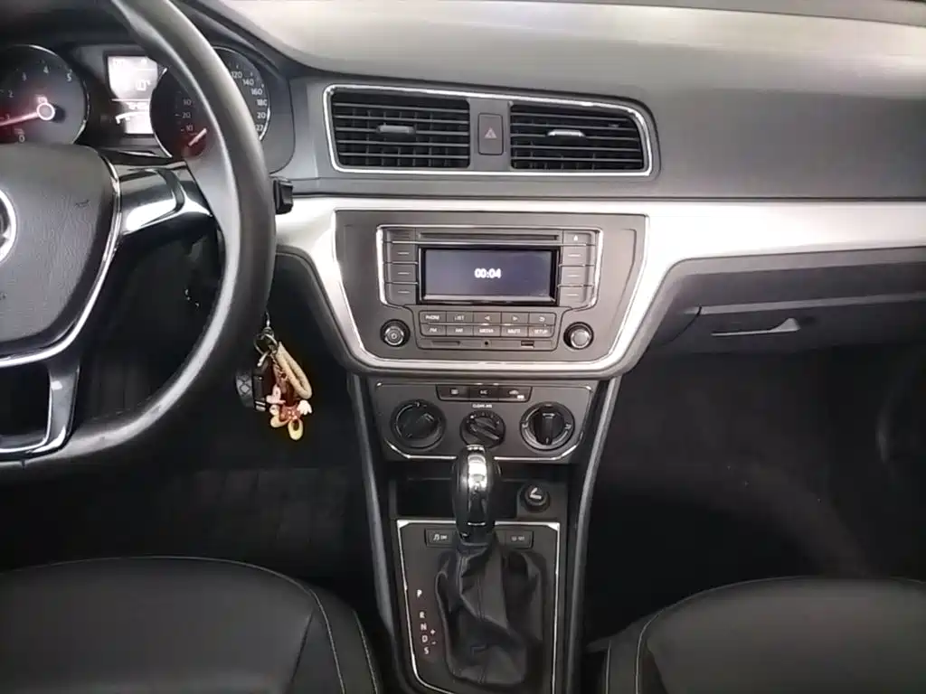 Volkswagen Gran Lavida 2017 — фото 13