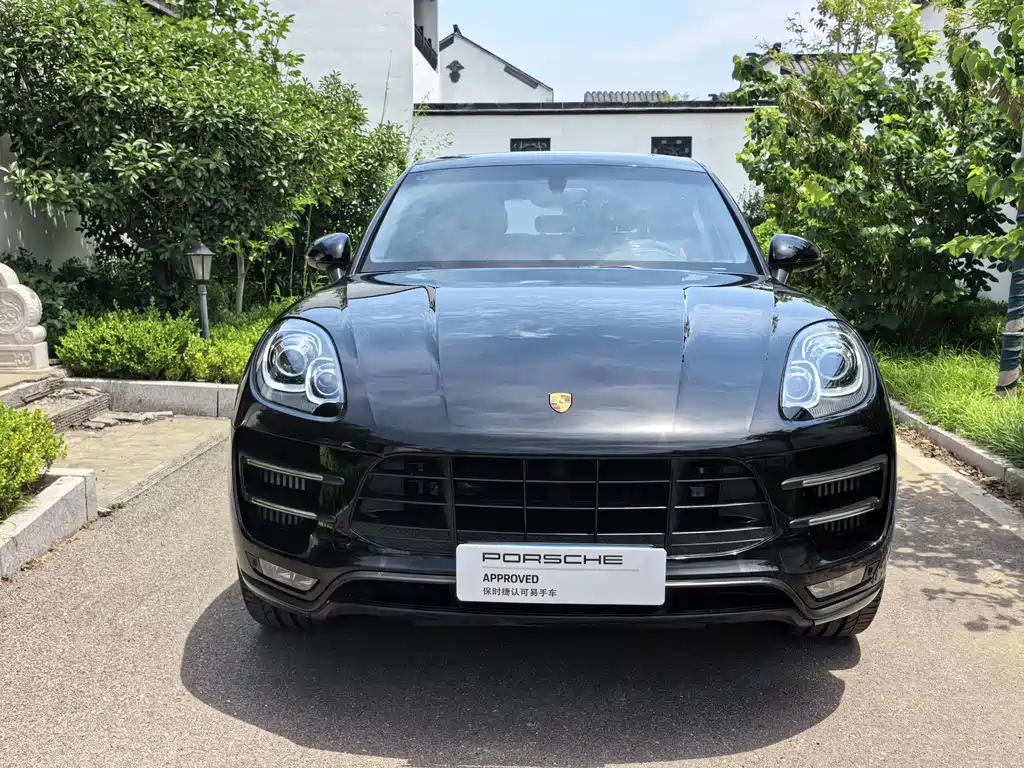 Porsche Macan 2017 — фото 3