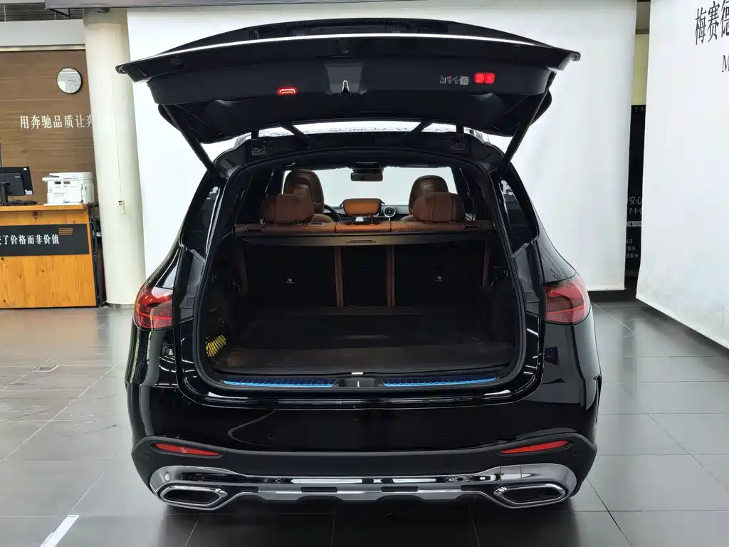 Mercedes-Benz GLC 2023 — фото 17