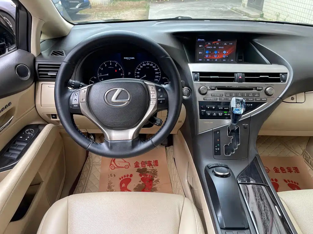 Lexus RX Classic 2012 — фото 10