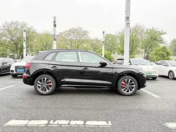 Audi Q5L 2026