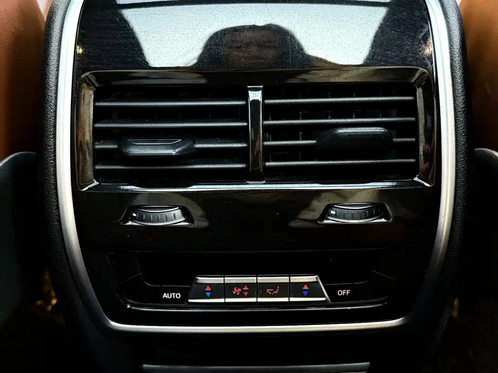 BMW X7 2022 — фото 16
