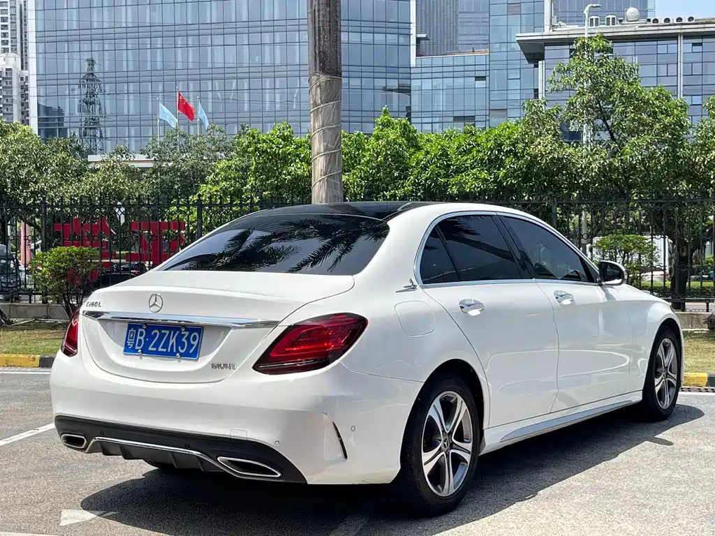 Mercedes-Benz C-Class 2020 — фото 4