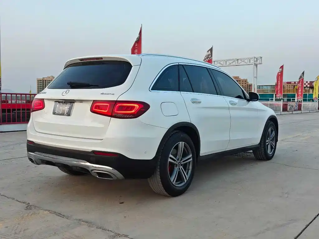 Mercedes-Benz GLC 2021