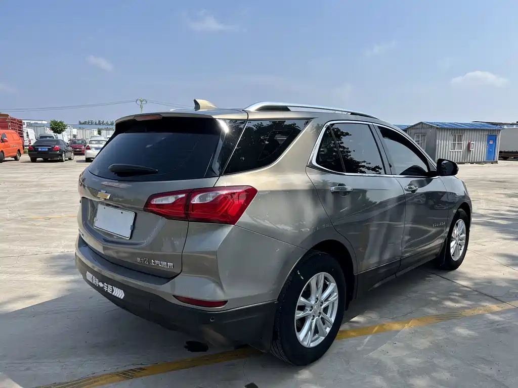 Chevrolet Equinox 2019 — фото 8