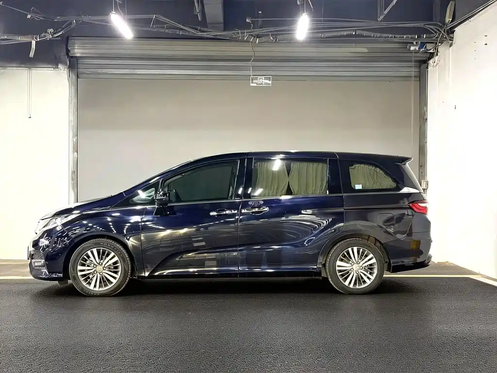 Honda Odyssey 2019 — фото 3