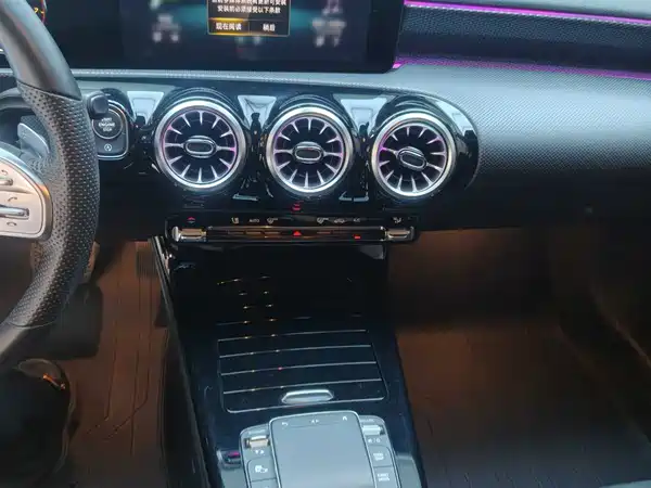 Mercedes-Benz A-Class 2022