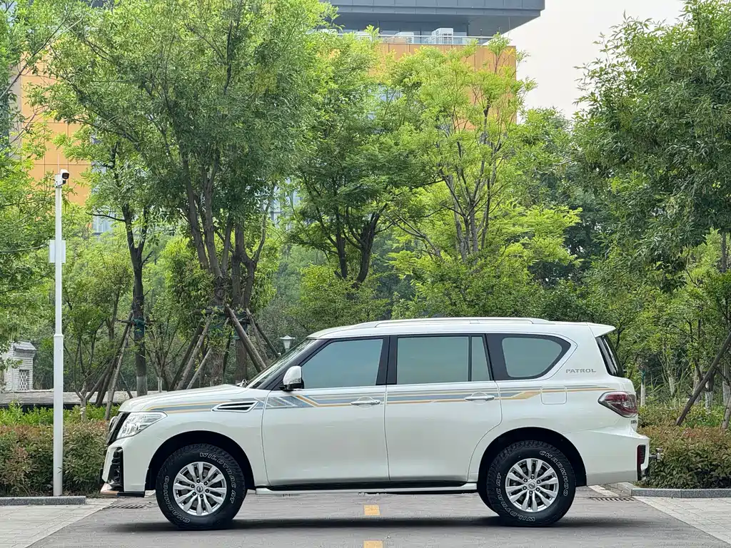 Nissan Patrol 2019 — фото 13