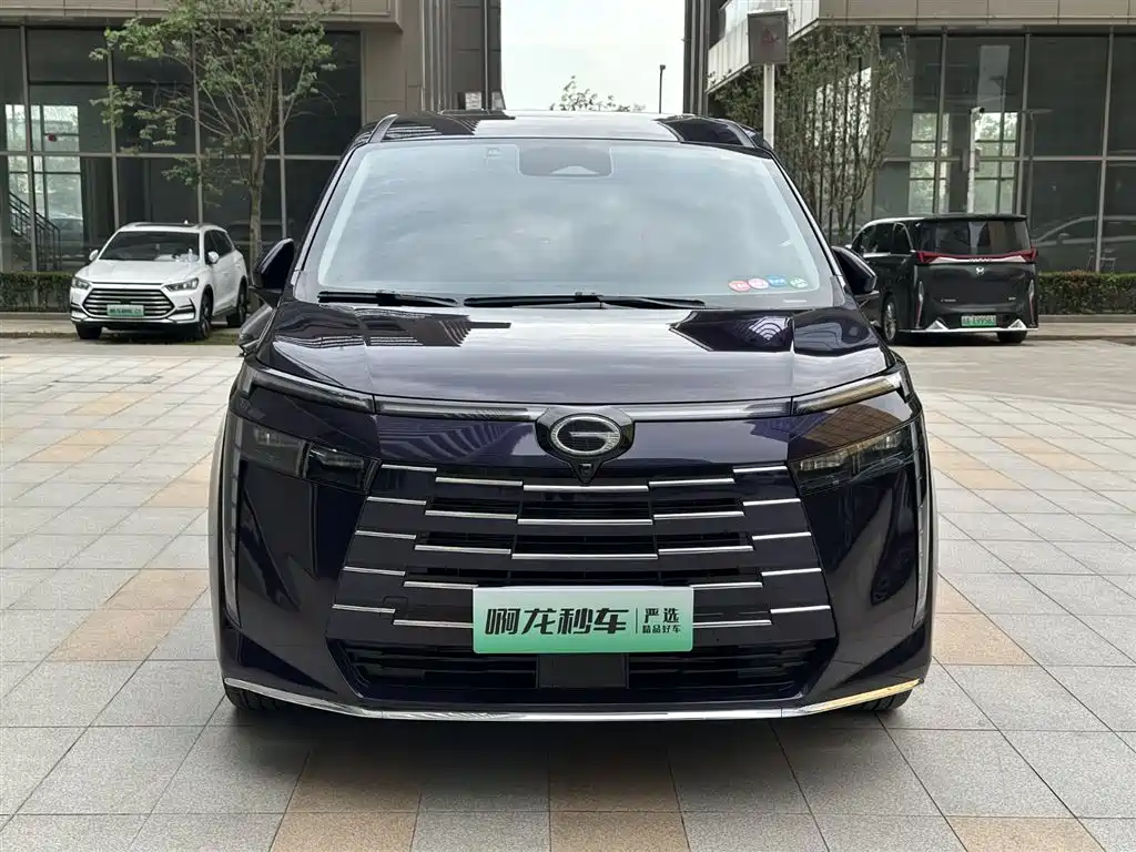 GAC Motor E8 PHEV 2024 — фото 3