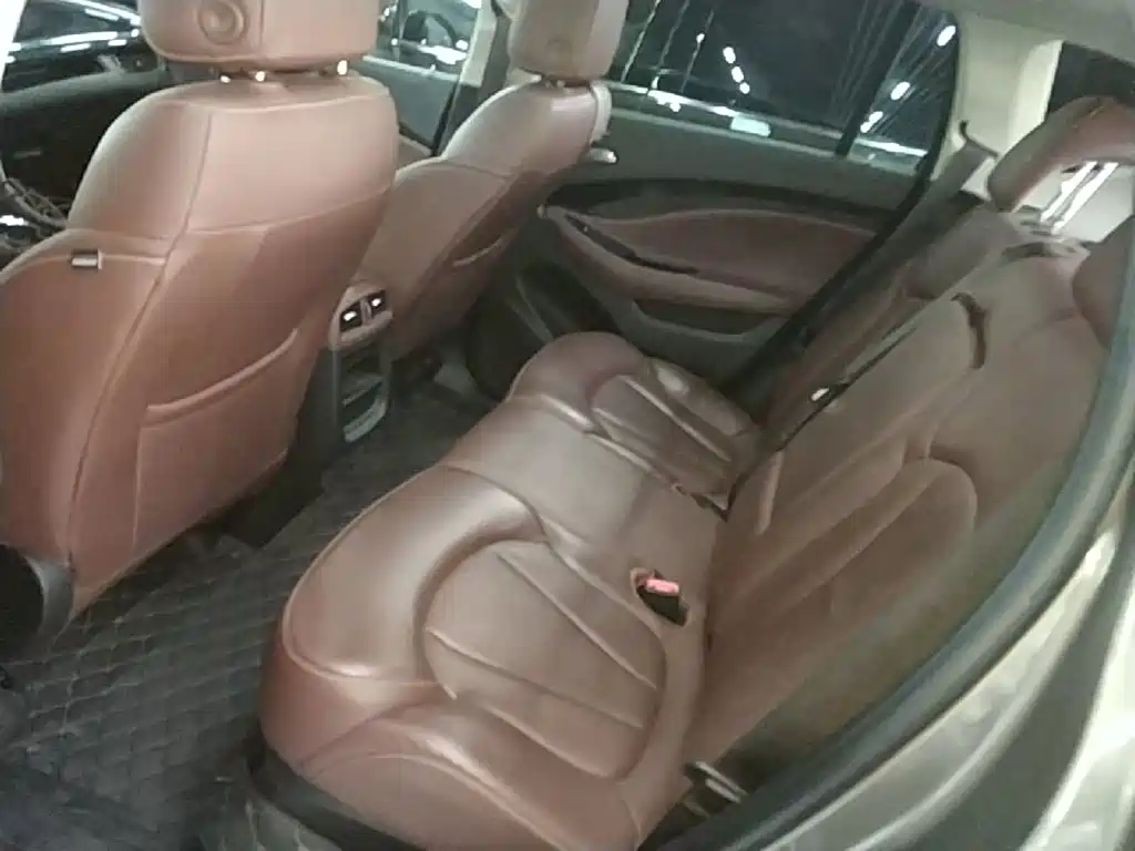 Buick Envision Plus 2018 — фото 17