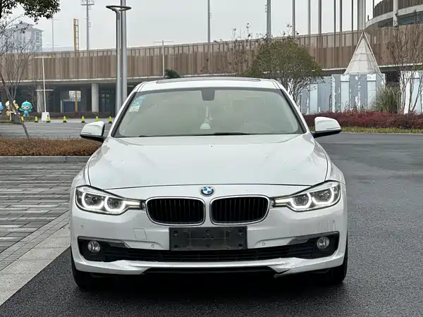 BMW 3 Series 2017