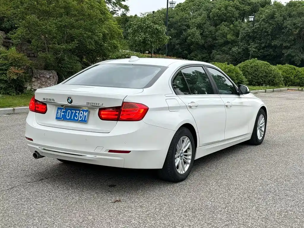 BMW 3 Series 2014 — фото 11