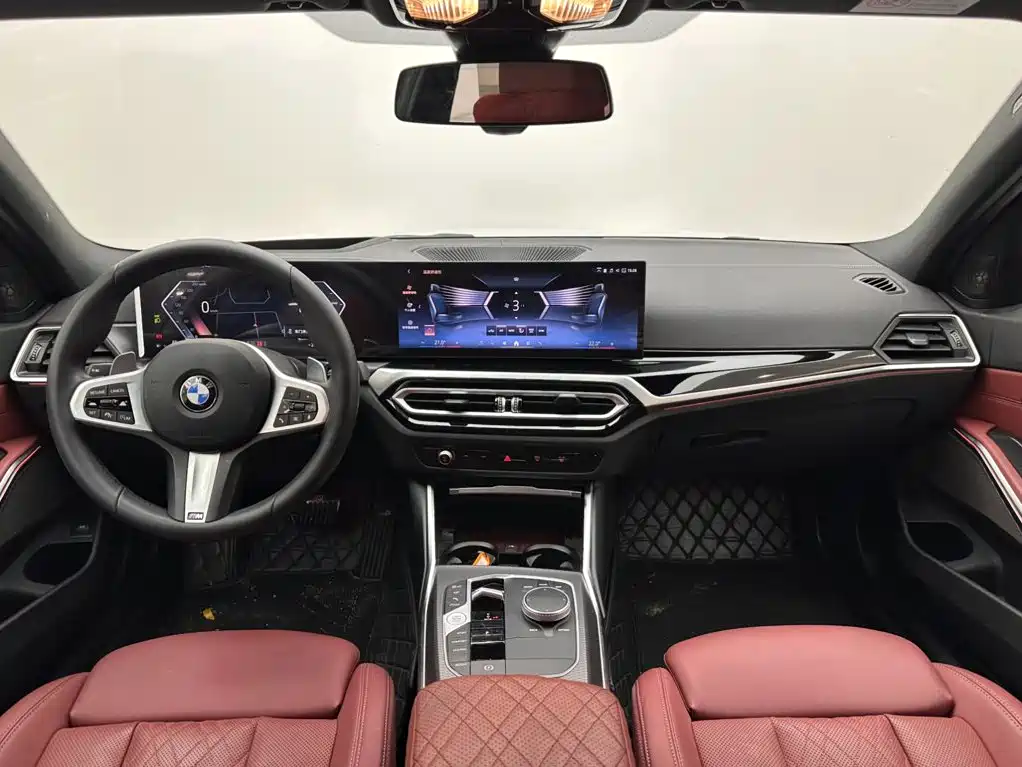 BMW 3 Series 2024 — фото 10