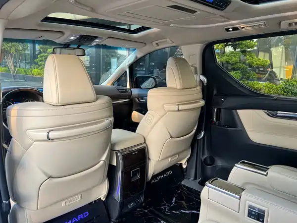 Toyota Alphard 2018