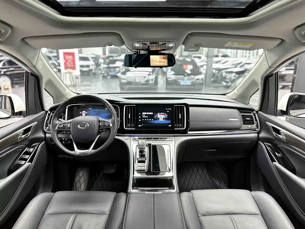 GAC Motor Trumpchi M8 2021 — фото 5
