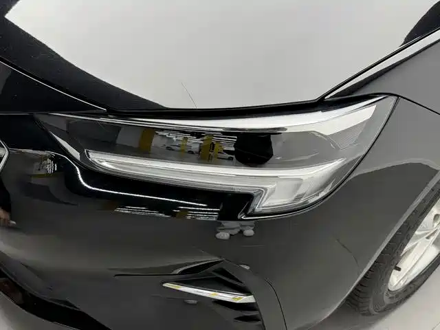Buick Regal 2023 — фото 15