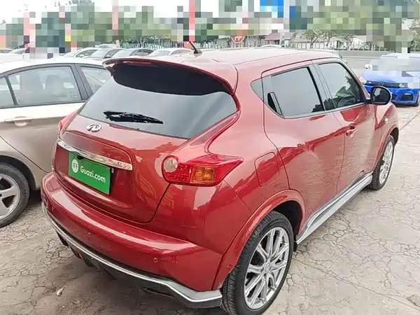 Infiniti ESQ 2014