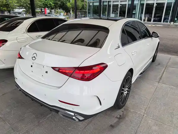 Mercedes-Benz C-Class 2023