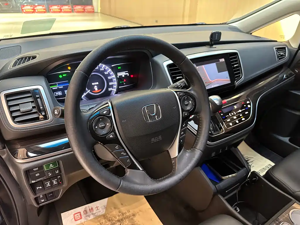 Honda Odyssey 2019 — фото 6